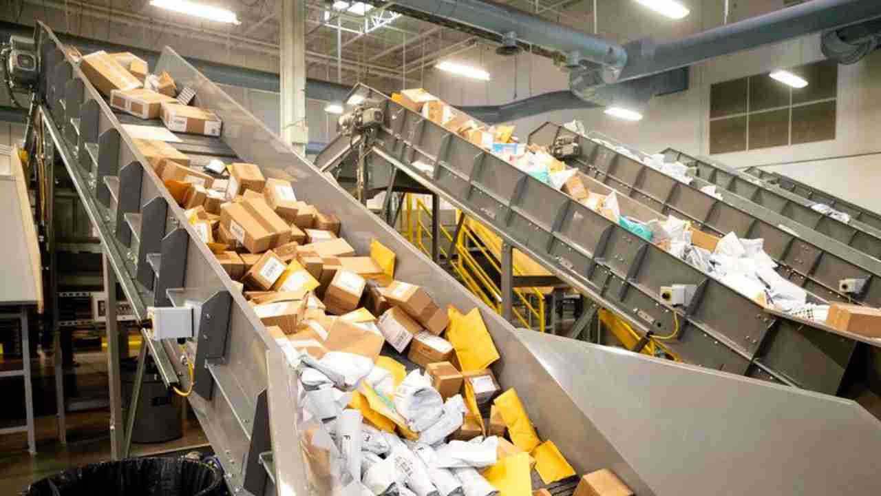 New machine at busy N.J. post office hub will get packages out faster