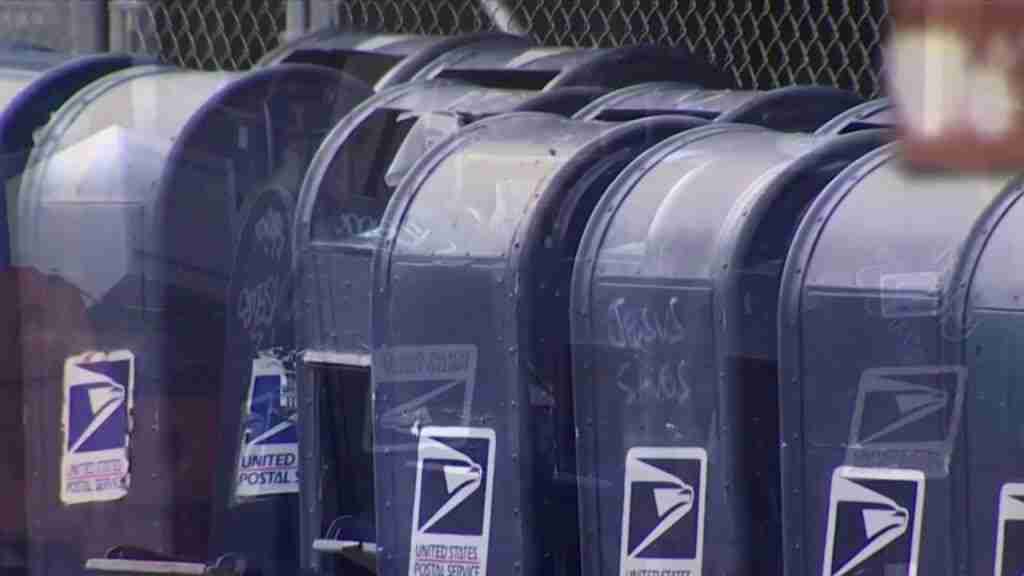 Mail Delivery Remains Strong as Holiday Season Nears