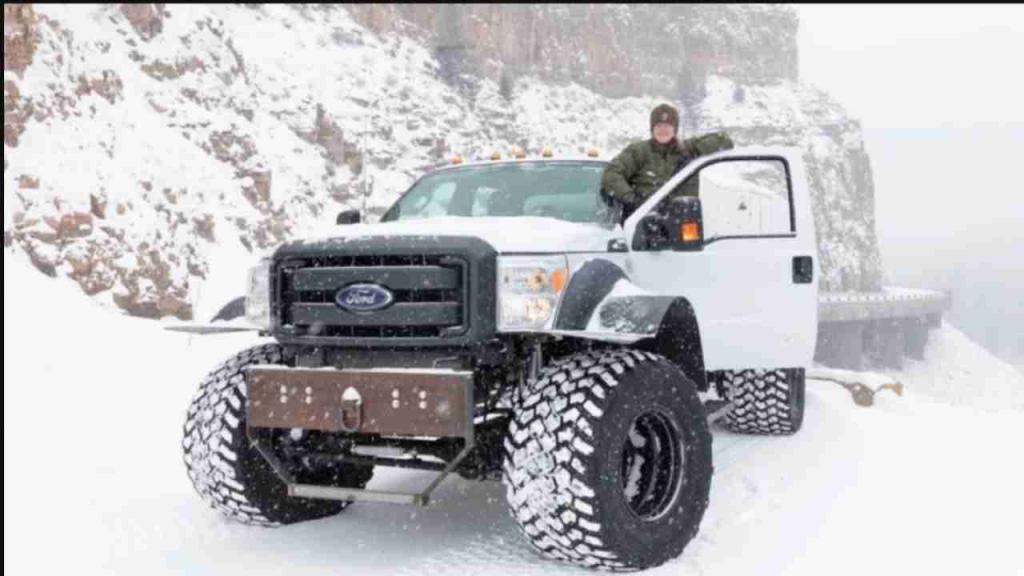 Yellowstone Mail Carriers Use Ford Super Duty Monster Truck for Rural Delivery