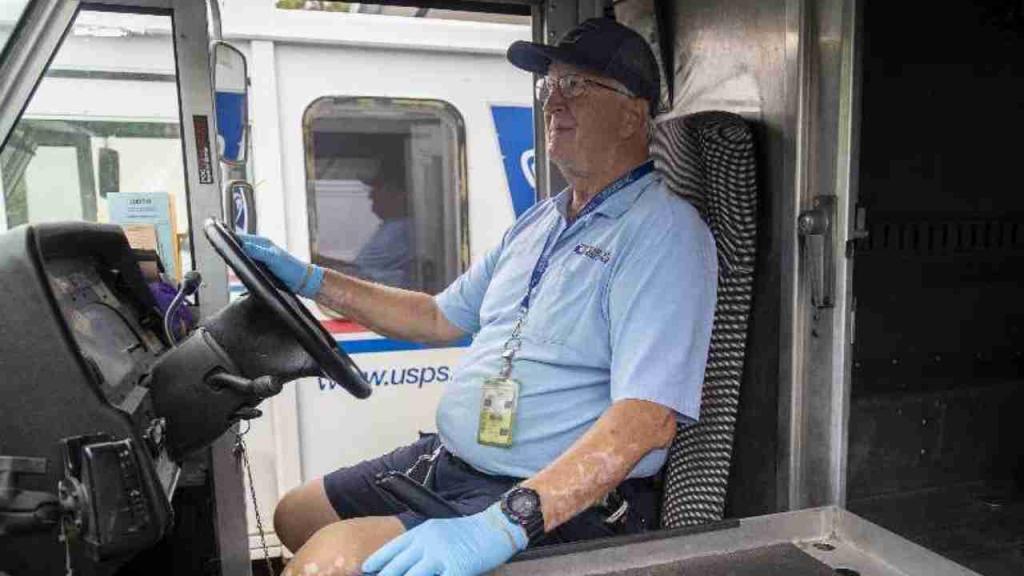 Retiring Charbonneau postman reflects on time in community