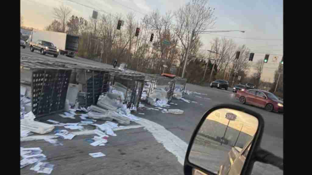Evansville, IN Mail Truck Dumps Crates of Mail on Highway 41