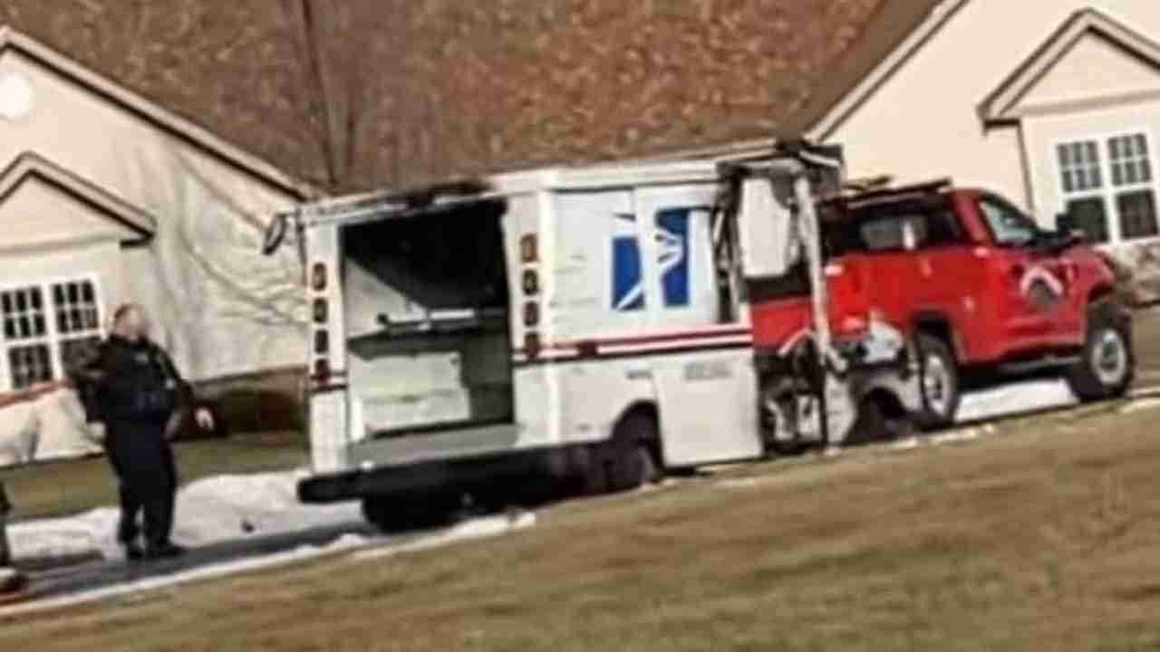 Wisconsin mail truck fire
