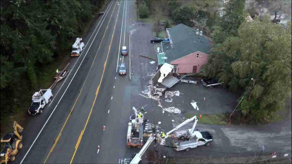 California town without power after Mail truck Semi slams into post office