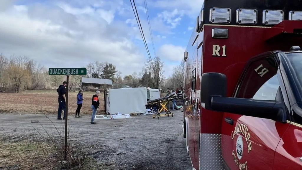 Wales woman working as rural mail carrier dies from injuries suffered in Litchfield crash