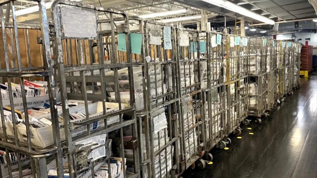 Months-long delays affecting undelivered mail at Fort Myers postal processing center