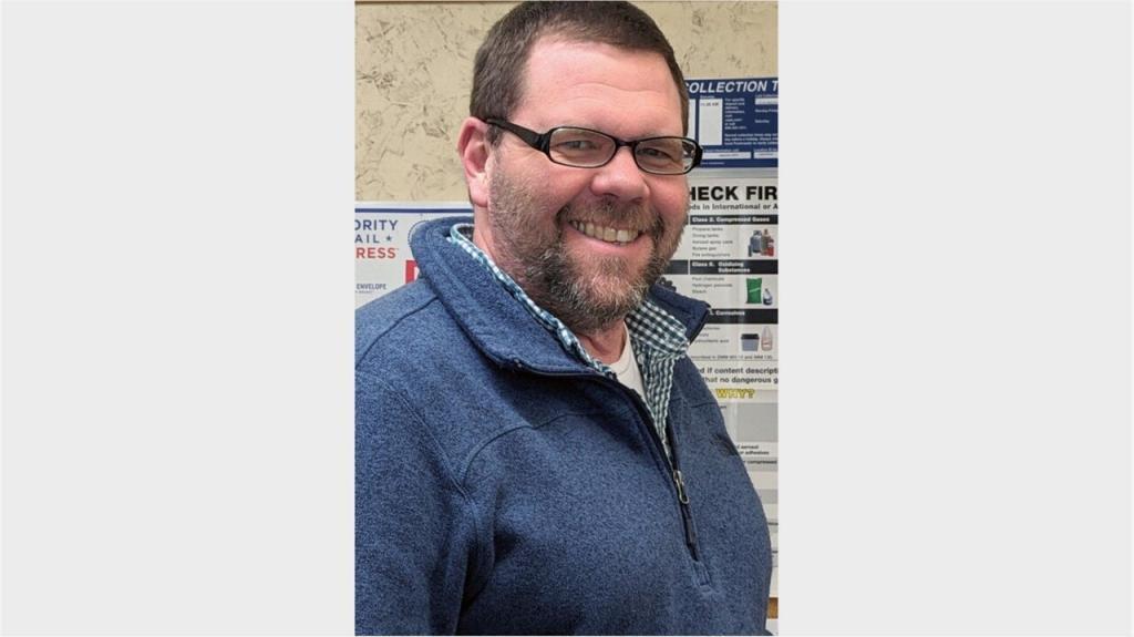 Postmaster helped a customer trying to put out a lawnmower fire