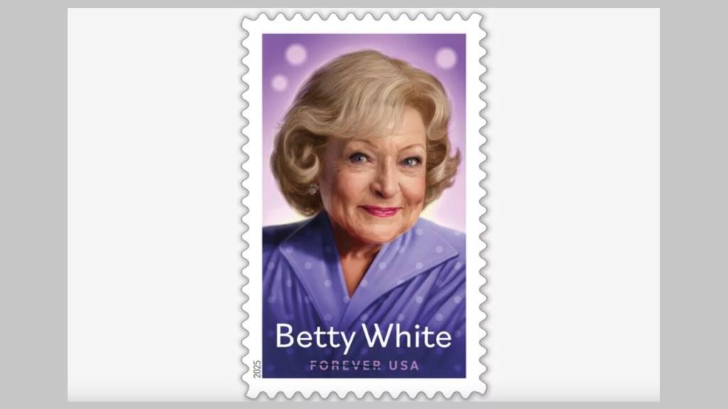 Betty White to Smile on New Stamp