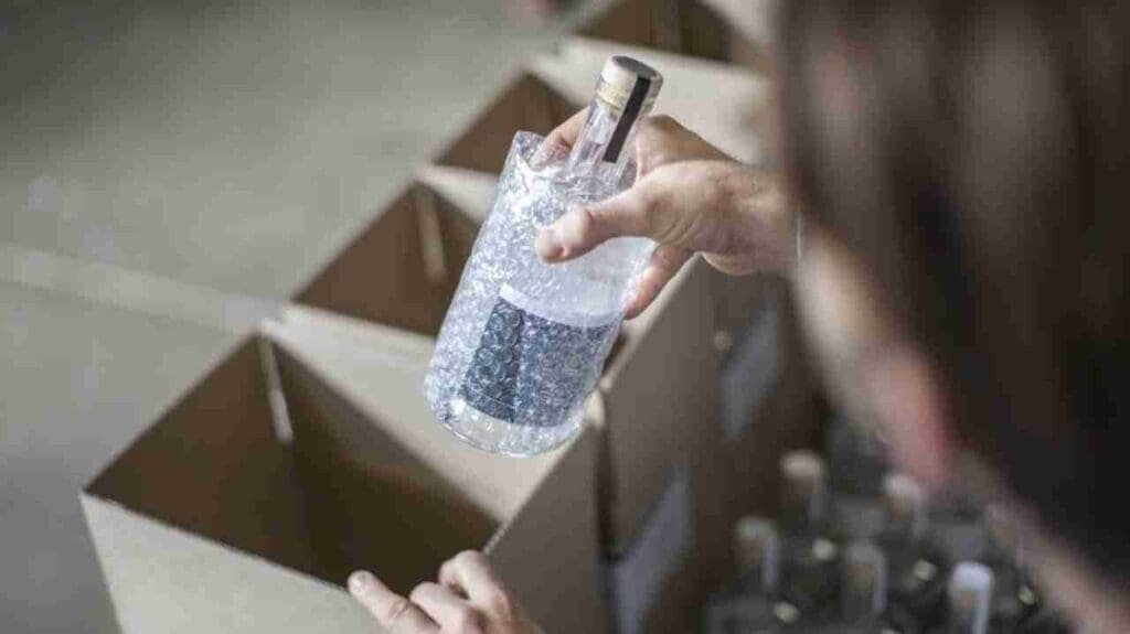 APWU and NPMHU are hosting a National day of action on July 19th for the USPS Shipping Equity Act