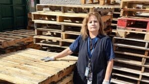 This program helps USPS facilities recycle wooden pallets