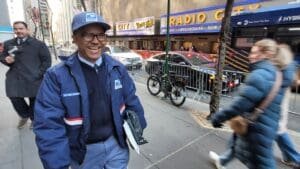 USPS delivered its 2.5 billionth holiday mailpiece near Rockefeller Center