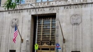 Man Who Assaulted Postal Worker in Morgan Processing Cntr Pled Guilty Now Wants No Jail