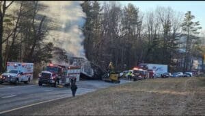 VSP investigating fatal crash in Franklin County involving mail truck