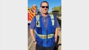 This employee swooped in to help a man after he tumbled into traffic