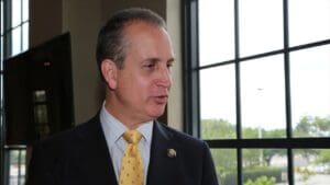 Díaz-Balart: USPS Pauses Closure of Post Office in Chokoloskee