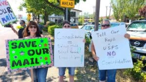 Southern Oregon postal workers plan rally over mail-in voting concerns