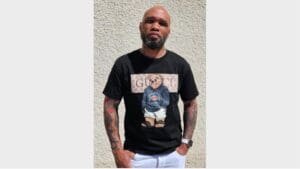 This former prizefighter turned letter carrier will soon be inducted into the Nevada Boxing Hall of Fame