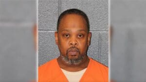 Former USPS worker faces federal charges after pipe bombs found at apartment