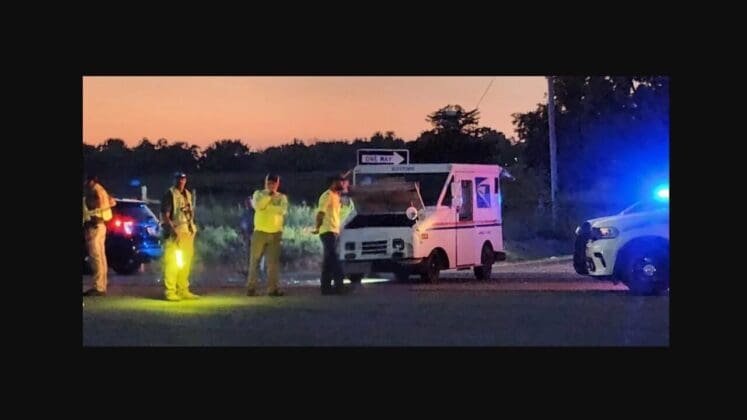 Woman killed in crash involving postal truck in Warren County - Postaltimes