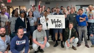 Viewpoint: Fellow Letter Carriers, Stand Together and Vote No on Sellout Contract!