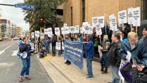 ‘Pissed off’: Rank-and-file Letter Carriers insulted by USPS’ pay offer