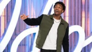 Watch This Postal Worker Really 'Deliver' on His 'American Idol' Audition