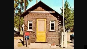 Historic northern Minnesota log post office razed after nearly 90 years of operation
