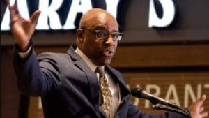 ILLINOIS AG RAOUL CHARGES FORMER U.S. POSTAL SERVICE WORKER OVER ALLEGED PAYCHECK PROTECTION PROGRAM LOAN FRAUD