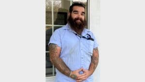 This letter carrier’s call to 911 helped avert a bigger home blaze