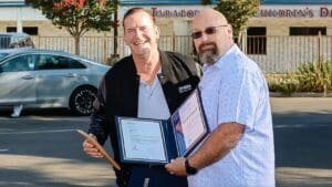 After 40 years and a million accident-free miles, Glendora’s post office letter carrier retires