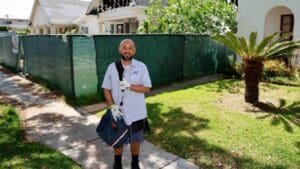 Glendale mail carrier is honored as a neighborhood hero, all in a day's work