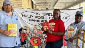 Once again, postal employees collect food for people in need