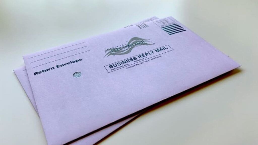 USPS ‘ready to deliver’ ballots in midterms without mail-in voting EO restrictions