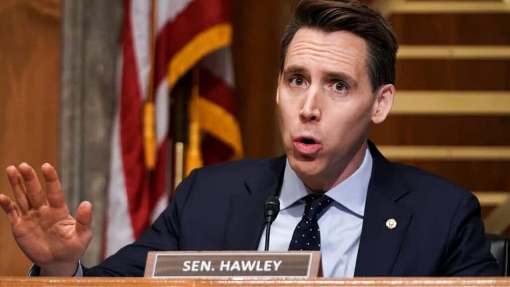 Hawley Demands Postmaster General Return Bonus or Resign After Attempt to Evade Accountability