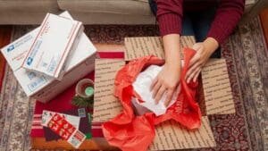 2025 Holiday Mailing and Shipping Dates