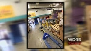 USPS employees show piles of packages, 'total chaos' inside Louisville facility