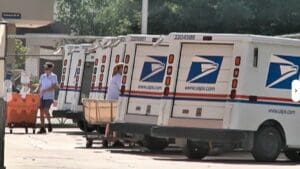 USPS-Amazon contract uncertainty grows as reverse auction plan raises stakes for 2026 renewal