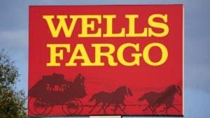 Wells Fargo Wants to Privatize USPS. We Should Dismantle the Mega Bank Instead.
