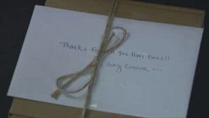 Des Plaines community honors beloved letter carrier retiring after nearly 40 years