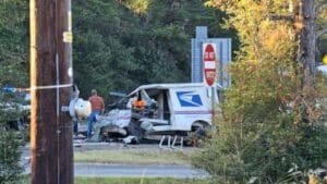 26-year-old U.S. Postal Service mail truck driver killed in two-vehicle crash near Kountze