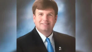 Rep. Strong releases statement on Tennessee Valley mail issues, says USPS increasing staffing