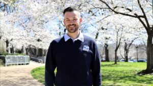 Postal worker honored for rescuing family from house fire on his route in Cherry Hill
