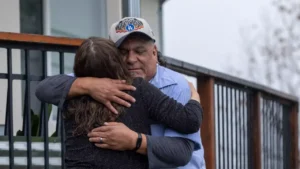 This L.A. mailman retired after 42 years. Hundreds showed up to his farewell party