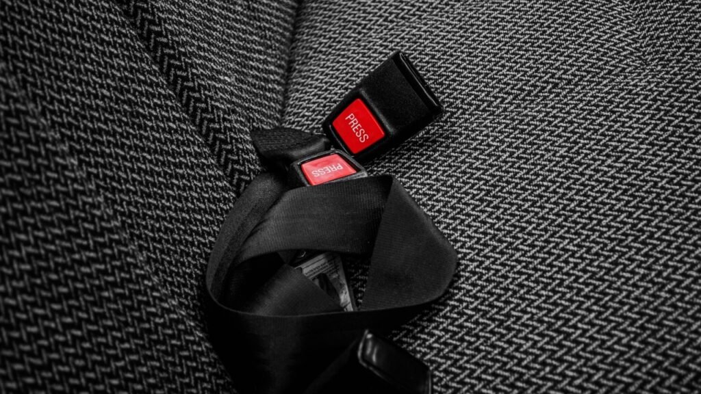 Letter carriers to take seat belt pledge on April 21