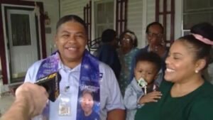 Opelousas mail carrier celebrates retirement after 40 years of service