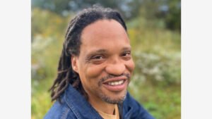 This postal employee teaches Memphis, TN, residents how to grow their own food