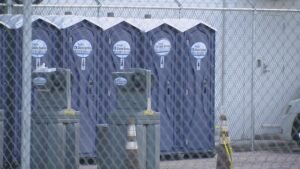 Plumbing issue at Houston postal facility prompts complaints from neighboring business