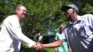 Beloved Henrico mail carrier returns to his route after beating cancer