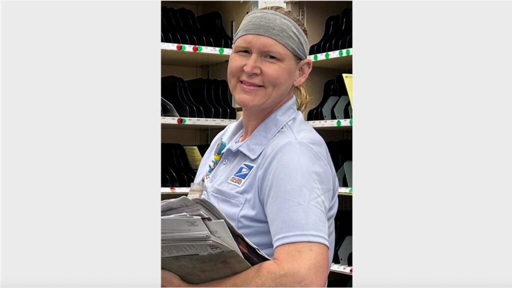 She helped a customer who fell