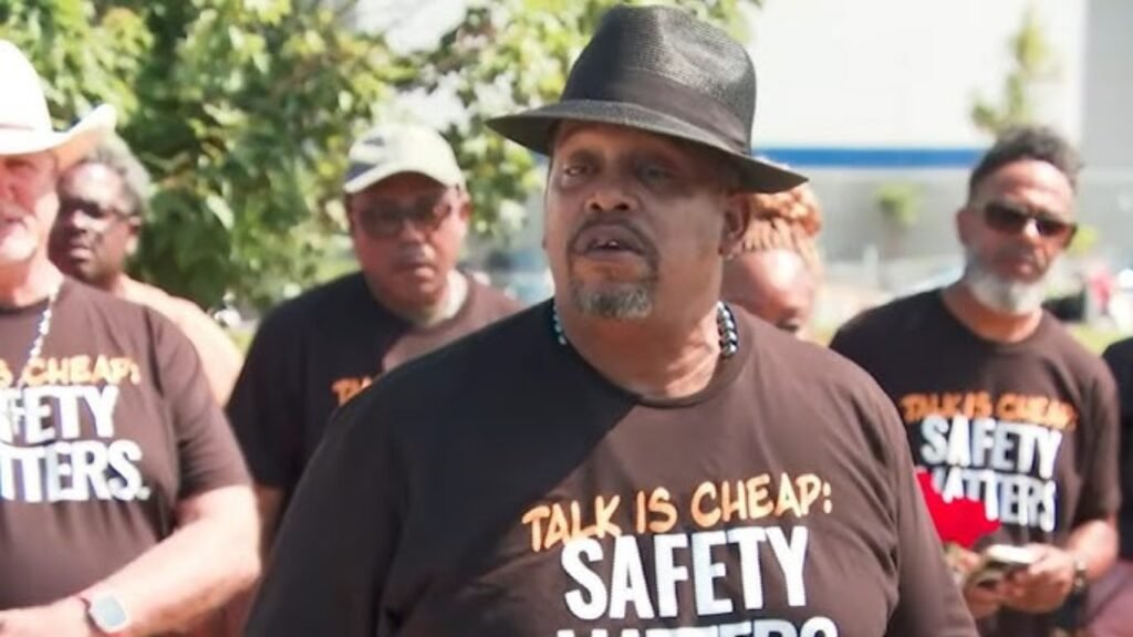 Postal workers union demands answers after employee deaths at Fulton County facility