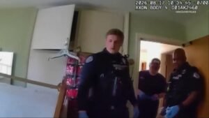 Washington mail carrier's intuition leads police to elderly woman in need of help